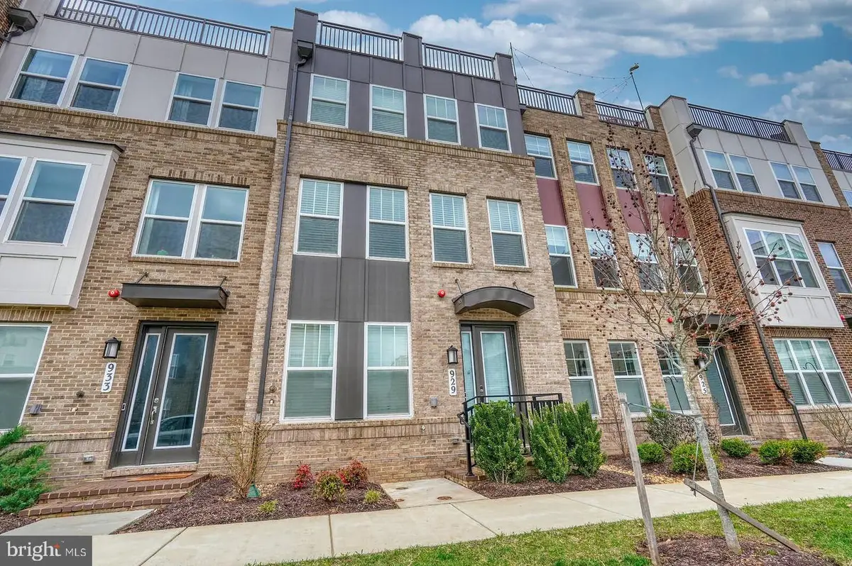 929 Rockwell Ave, Gaithersburg, MD 20878 - #1