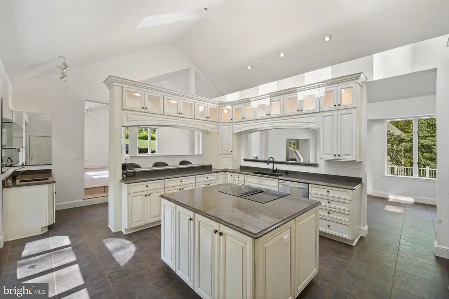 18 Pinebark Ct, Brinklow, MD 20862 - #3