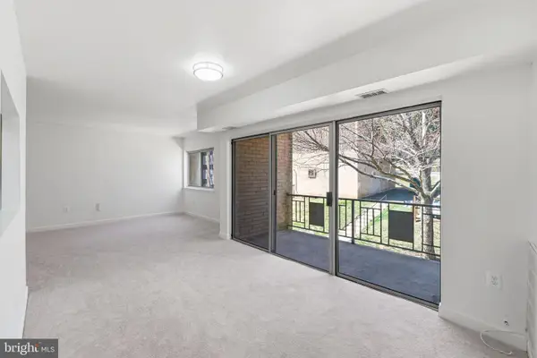 12203 Academy Way #9, ROCKVILLE, MD 20852