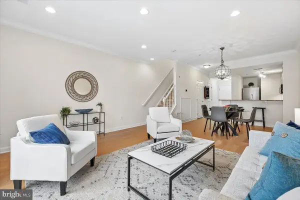 801 Pleasant Dr #80111, ROCKVILLE, MD 20850