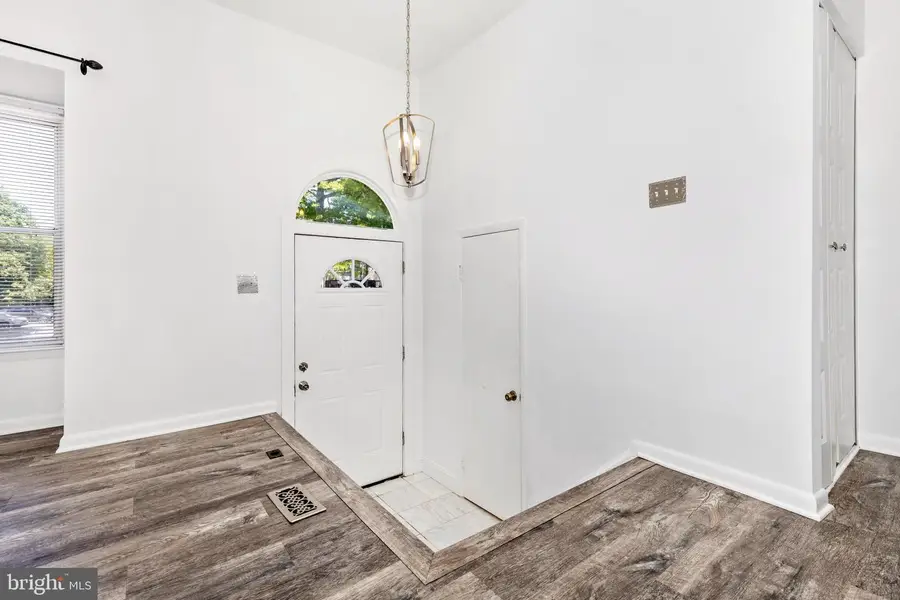 49 Lake Park Ct #954, Germantown, MD 20874 - #2