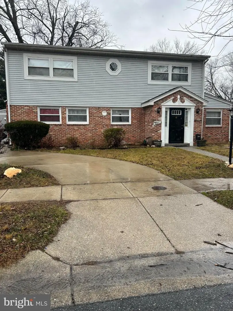 9907 Woodland Dr, Silver Spring, MD 20902 - #2