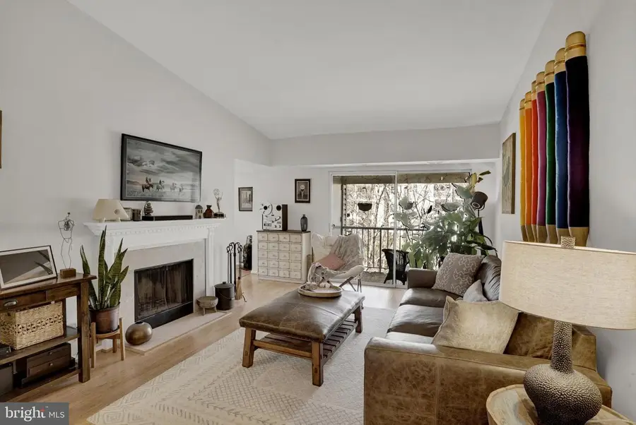 11 Pickering Ct #11-201, Germantown, MD 20874 - #3