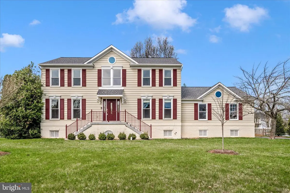 17004 Spates Hill Rd, Poolesville, MD 20837 - #1