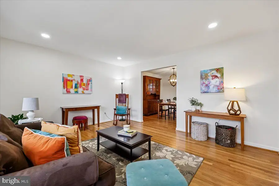 13413 Oriental Ct, Rockville, MD 20853 - #3