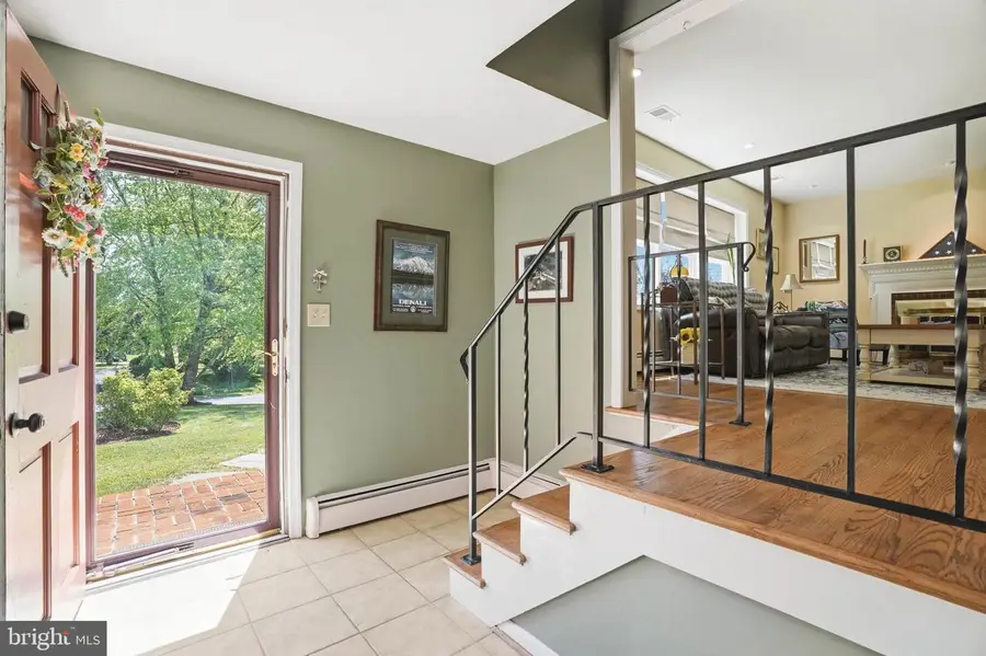20800 Brooke Knolls Rd, Laytonsville, MD 20882 - #3
