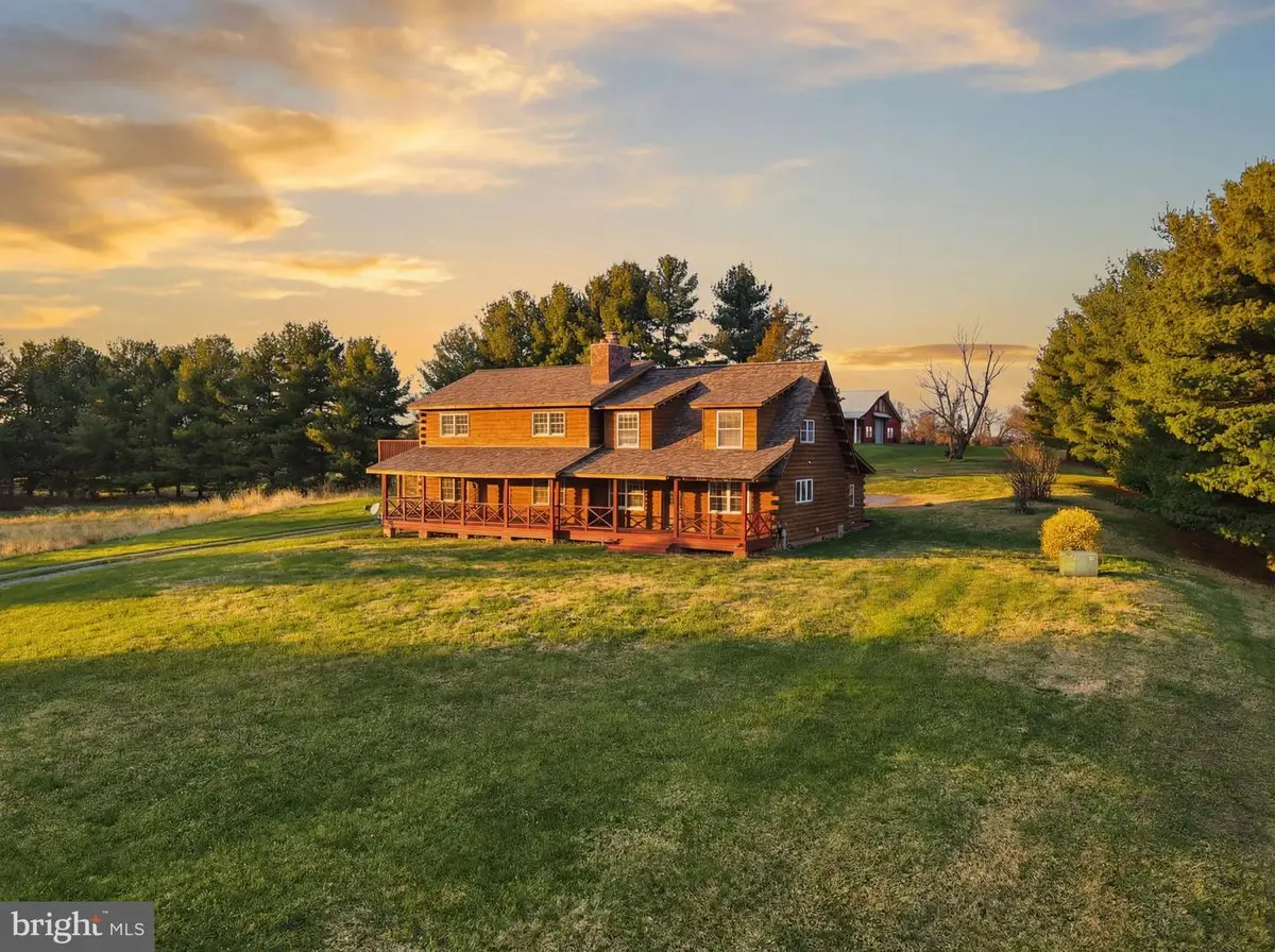 21142 Westerly Rd, Poolesville, MD 20837 - #1