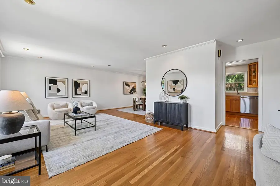 10706 Stoneyhill Dr, Silver Spring, MD 20901 - #3