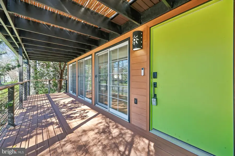 929 Farm Haven Dr, Rockville, MD 20852 - #2