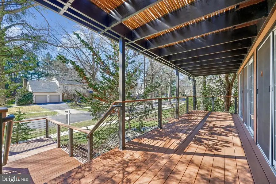 929 Farm Haven Dr, Rockville, MD 20852 - #3