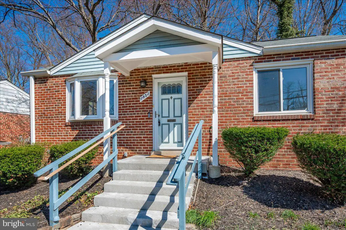 11852 Huggins Dr, Silver Spring, MD 20902 - #1