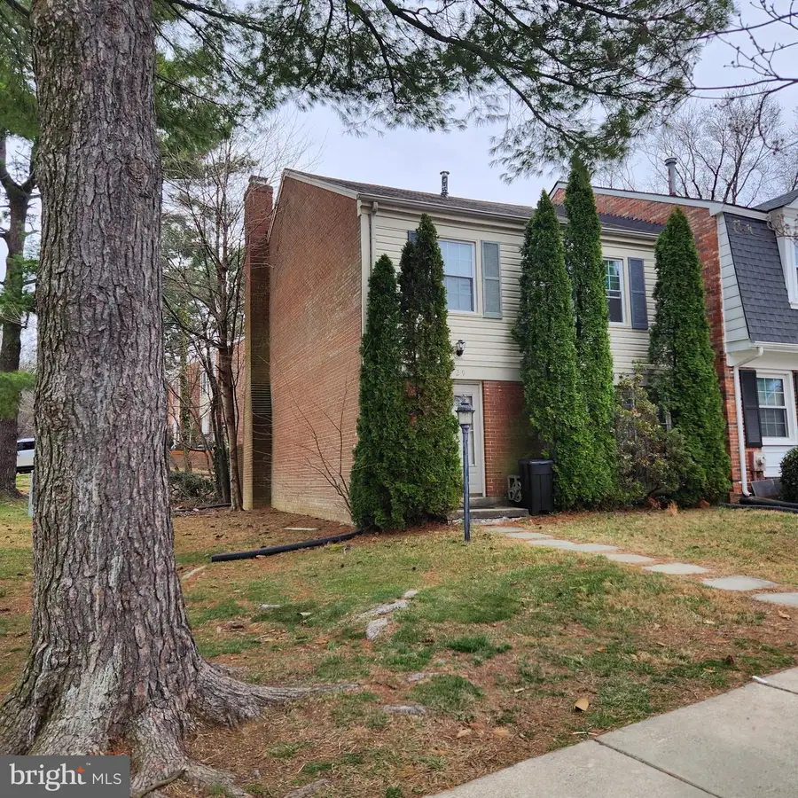 29 Fenceline Dr, Gaithersburg, MD 20878 - #2