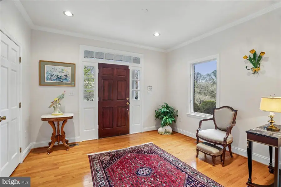 10810 Burbank Dr, Potomac, MD 20854 - #3