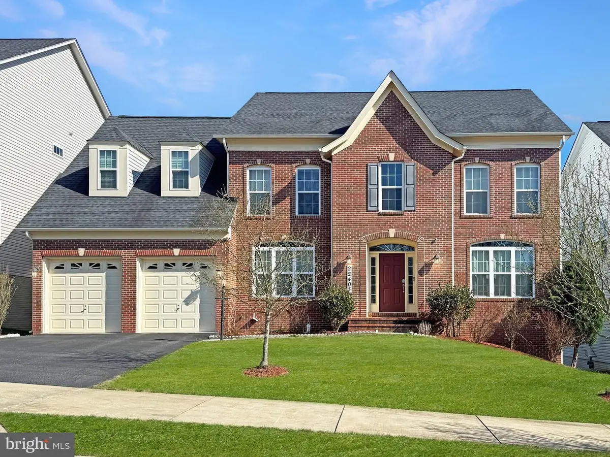 22403 Newcut Rd, Clarksburg, MD 20871 - #1