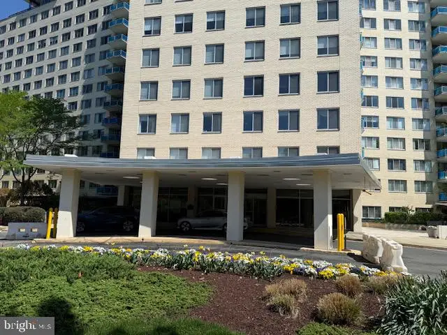 10401 Grosvenor Pl #317, Rockville, MD 20852 - #2