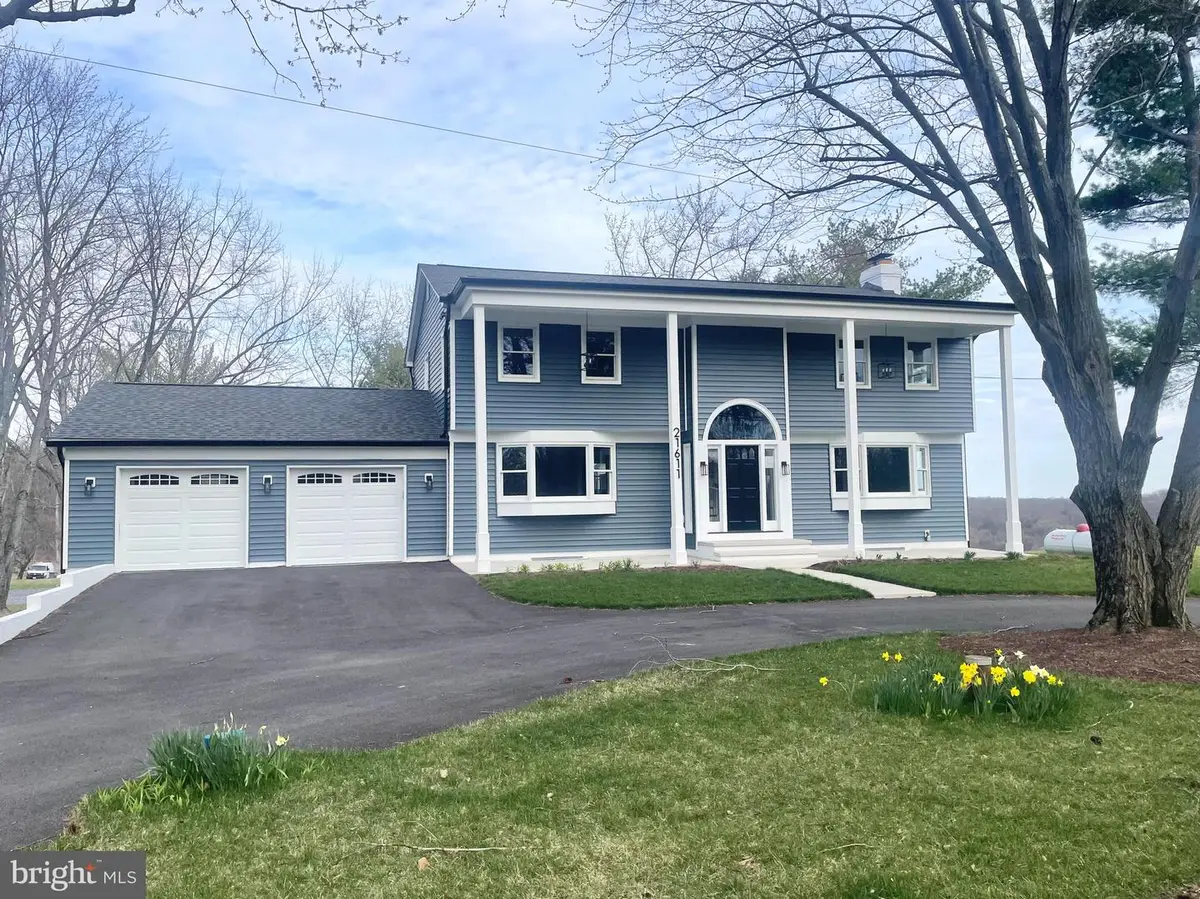 21611 Slidell Rd, Boyds, MD 20841 - #1