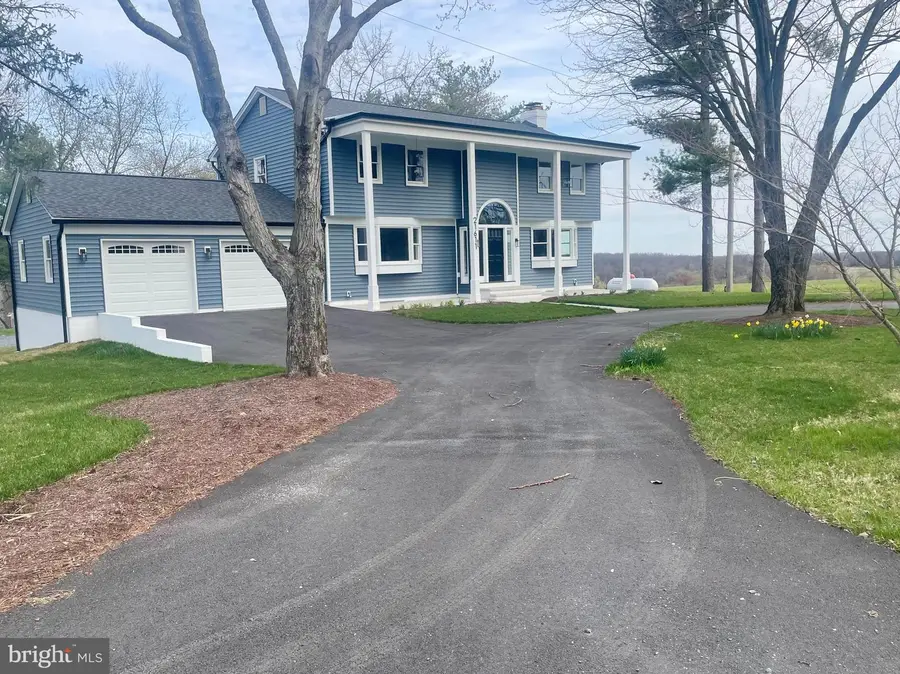 21611 Slidell Rd, Boyds, MD 20841 - #2