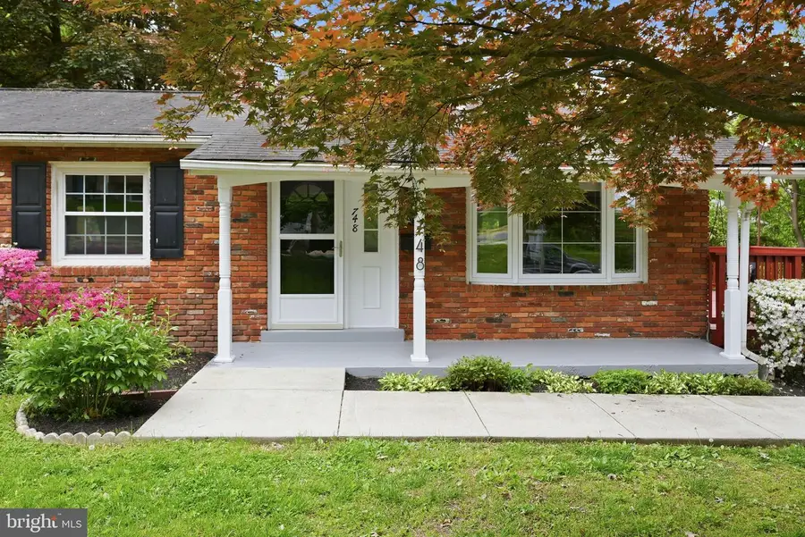 748 Beall Ave, Rockville, MD 20850 - #3