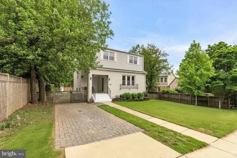 2030 Luzerne Ave, Silver Spring, MD 20910 - #2