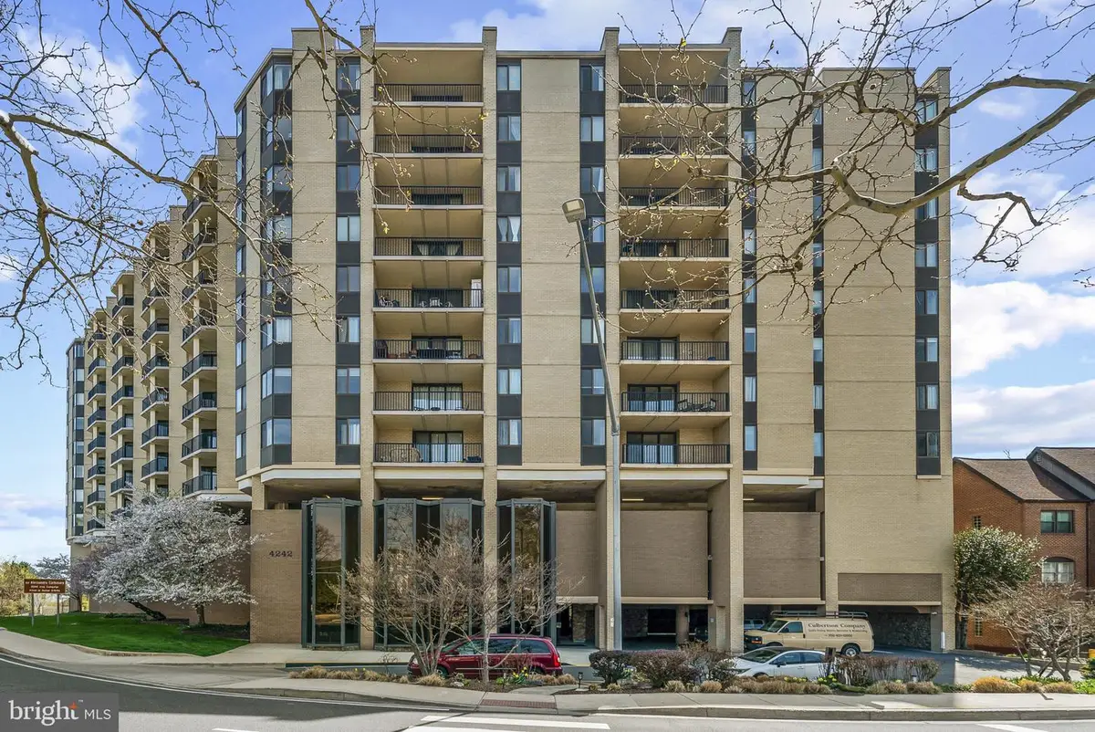 4242 E West Hwy #506, Chevy Chase, MD 20815 - #1