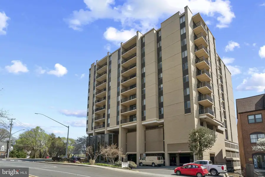 4242 E West Hwy #506, Chevy Chase, MD 20815 - #2
