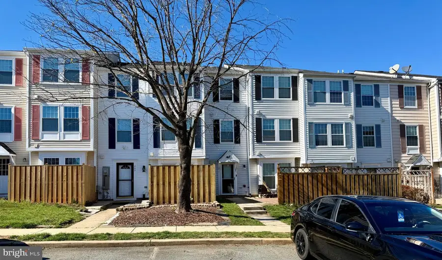 407 Palmtree Dr, Gaithersburg, MD 20878 - #2