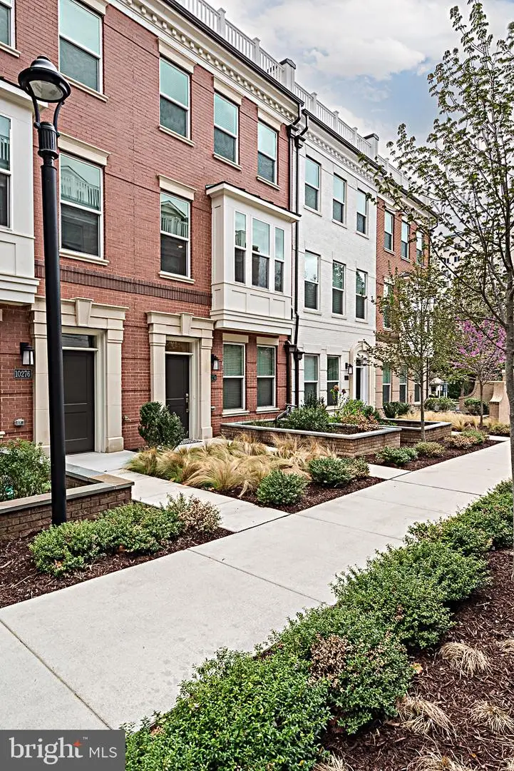 10274 Grosvenor Pl, North Bethesda, MD 20852 - #2