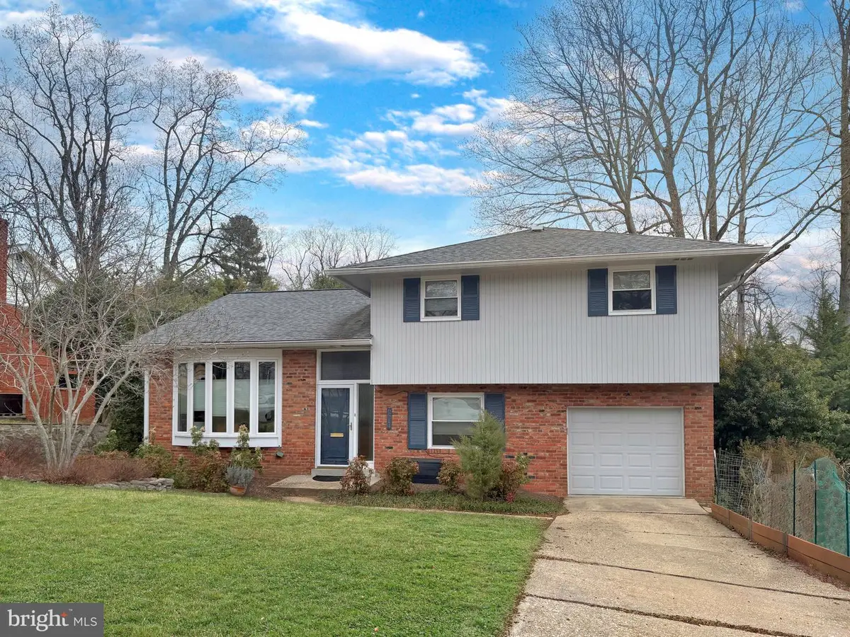 6514 Wilmett Rd, Bethesda, MD 20817 - #1