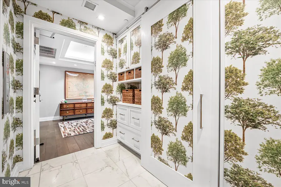 4901 Hampden Ln #203, Bethesda, MD 20814 - #2