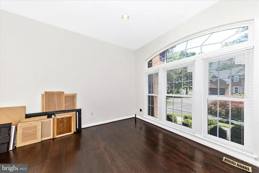 12307 Houser Dr, Clarksburg, MD 20871 - #3