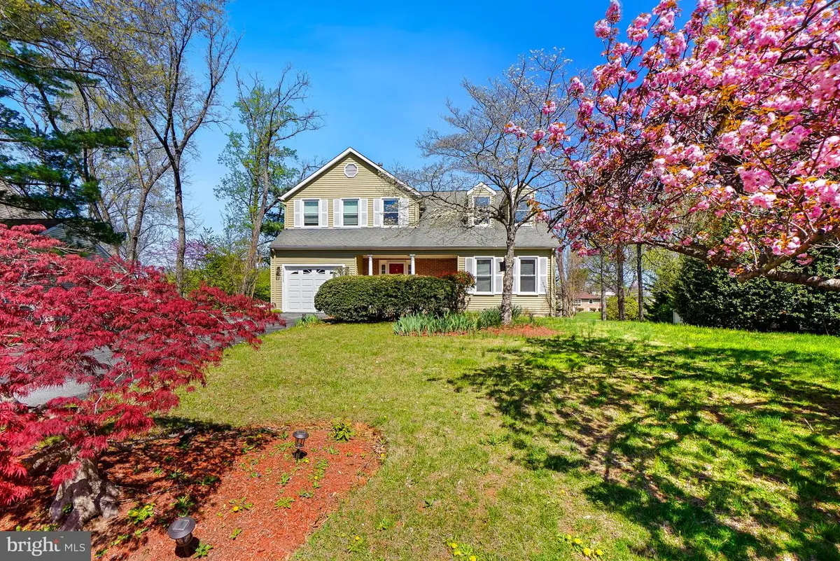 17413 Cherokee Ln, Olney, MD 20832 - #1