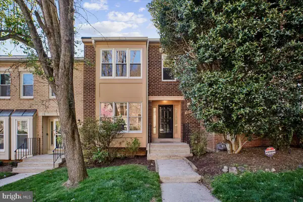 4815 Cloister Dr, ROCKVILLE, MD 20852