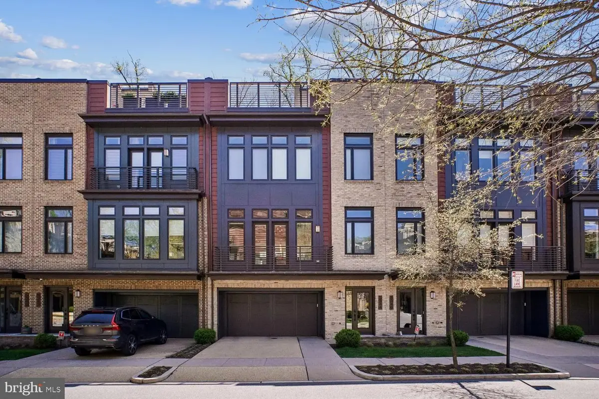 5344 Merriam St, Bethesda, MD 20814 - #1