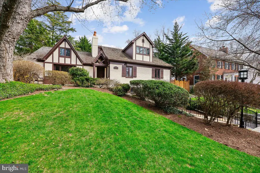 5735 Bradley Blvd, Bethesda, MD 20814 - #2