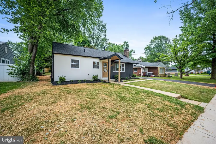 1918 Gainsboro Rd, Rockville, MD 20851 - #3