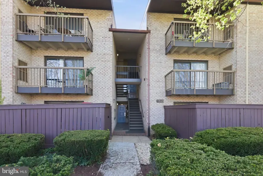 10028 Stedwick Rd #303, Gaithersburg, MD 20879 - #2