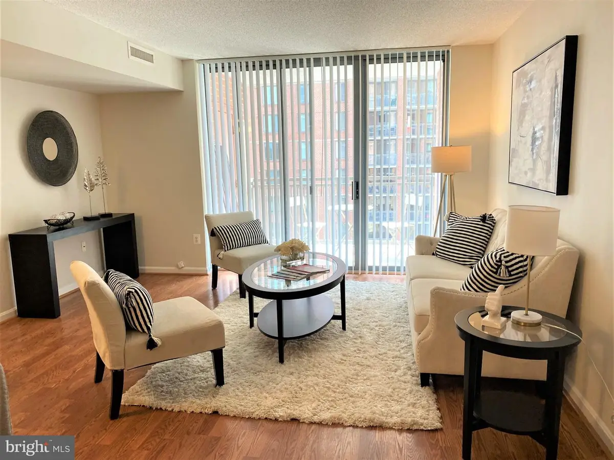 11710 Old Georgetown Rd #628, Rockville, MD 20852 - #1