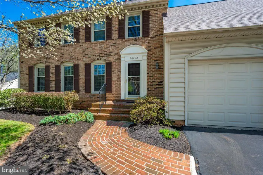 20232 Darlington Dr, Montgomery Village, MD 20886 - #2