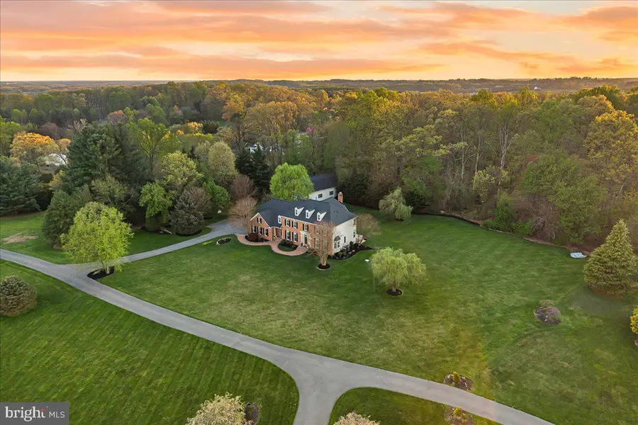 9653 Watkins Rd, Gaithersburg, MD 20882 - #3