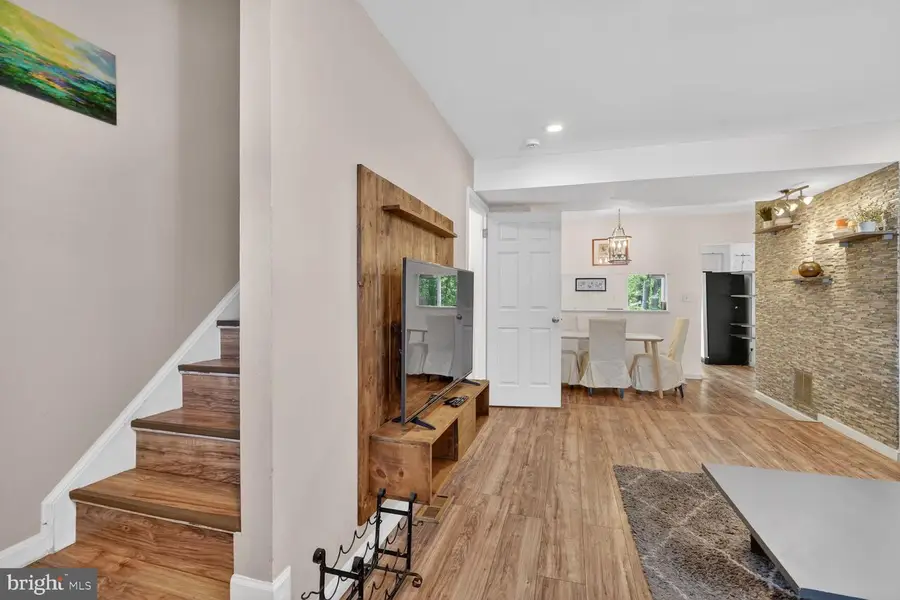 9030 Pickwick Village Ter, Silver Spring, MD 20901 - #2