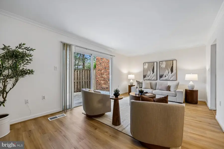 780 Princeton Pl #1-780, Rockville, MD 20850 - #2