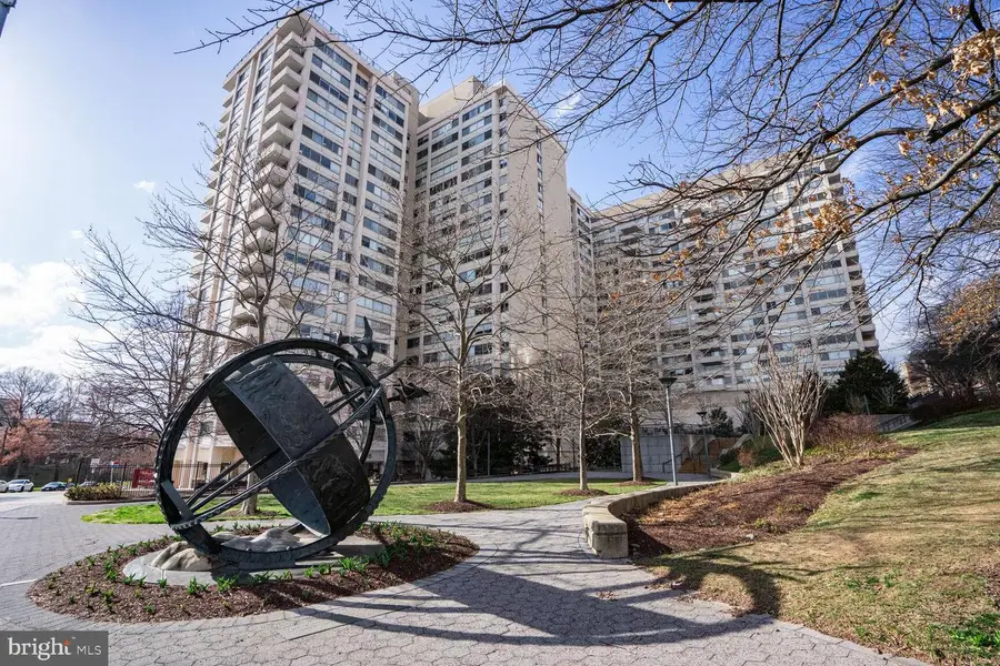 4515 Willard Ave #702s, Chevy Chase, MD 20815 - #3
