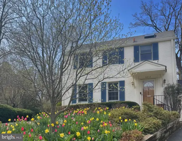 8512 Hazelwood Dr, BETHESDA, MD 20814