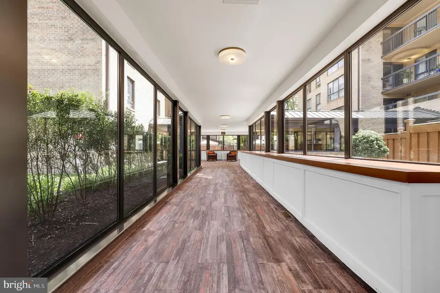 11420 Strand Dr #r-105, Rockville, MD 20852 - #2