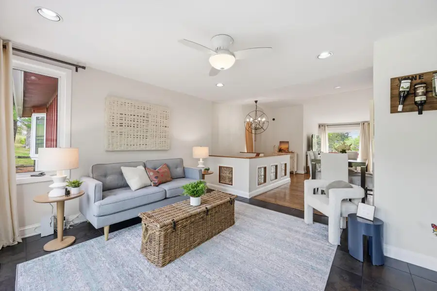 9825 Betteker Lane, Potomac, MD 20854 - #3