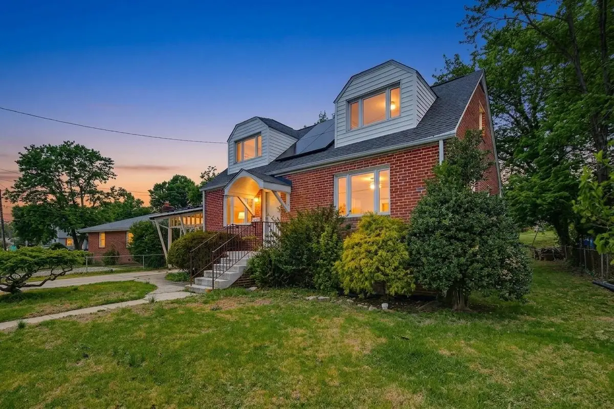 10202 Gardiner Ave, Silver Spring, MD 20902 - #1