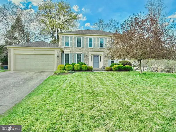 17205 Sandy Knoll Dr, OLNEY, MD 20832