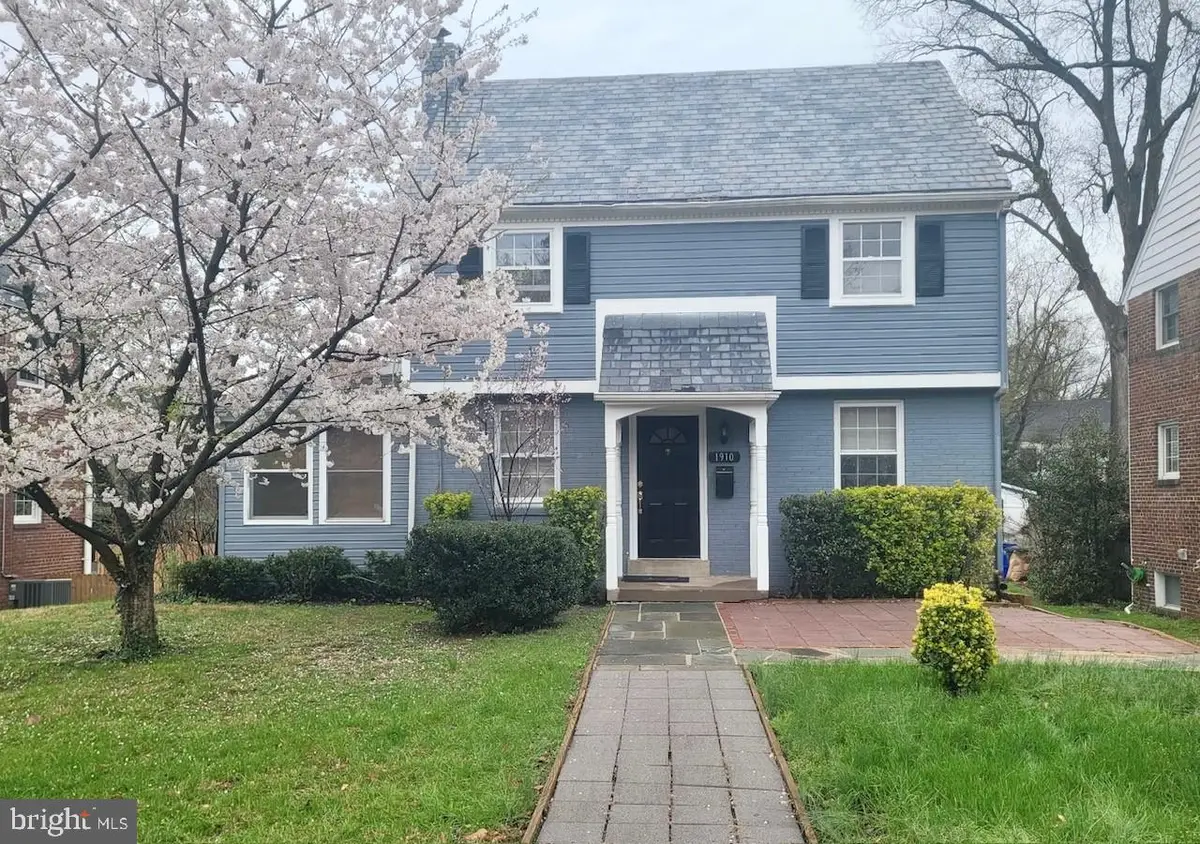 1910 Elkhart St, Silver Spring, MD 20910 - #1