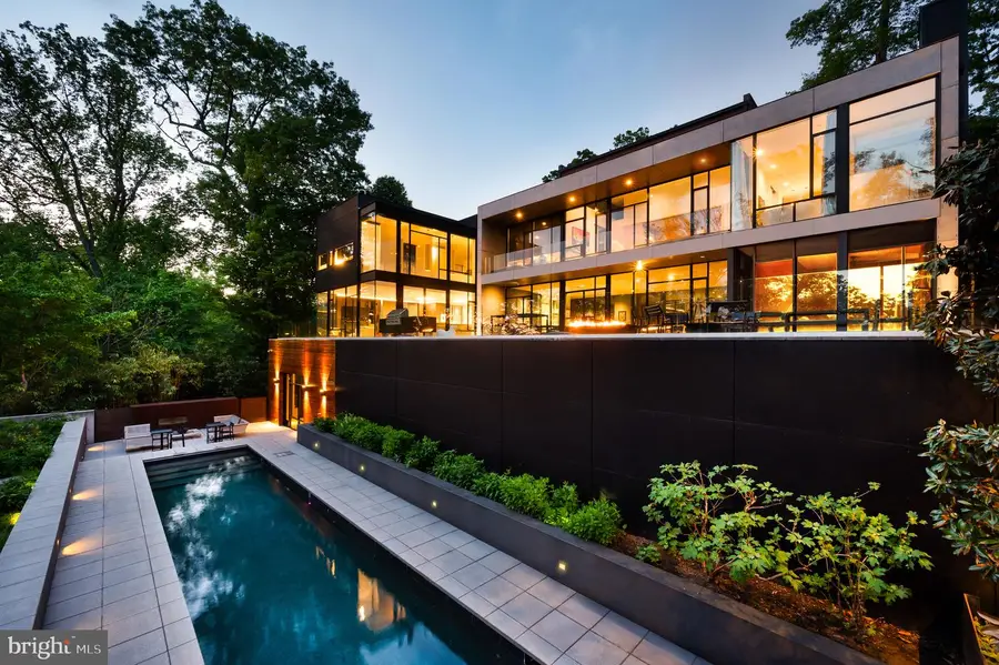 5124 Wissioming Rd, Bethesda, MD 20816 - #2