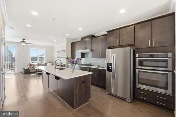 13742 Petrel St, CLARKSBURG, MD 20871